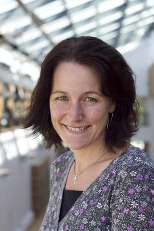 Birgit-Andrine-Apenes-Solem.jpg-article_small
